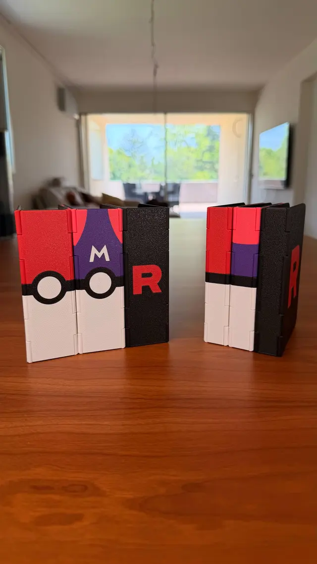 The two sizes seen from the spine: three 12-page binders on the left, three 6-page binders on the right